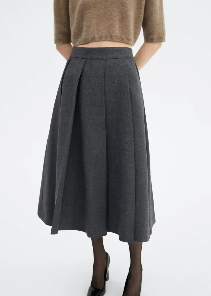 midi skirt one of the bottoms to wear to a Fashion Job Interview