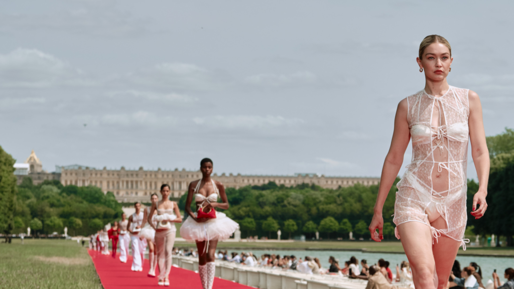 Jacquemus Fall 2023 show in Versailles for Fashion Shows VS Presentations